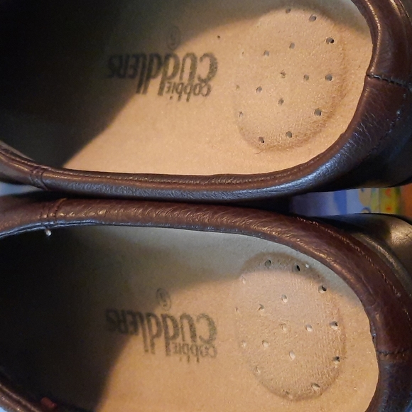 leather clogs - Picture 7 of 8